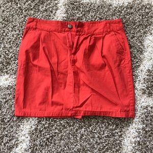 Red Gap skirt. Size 10.